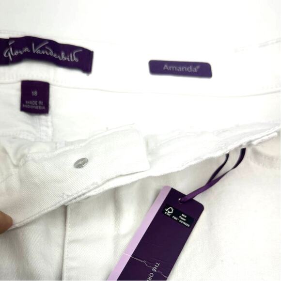 New Gloria Vanderbilt Amanda Jeans White 16 Short - Picture 6 of 7